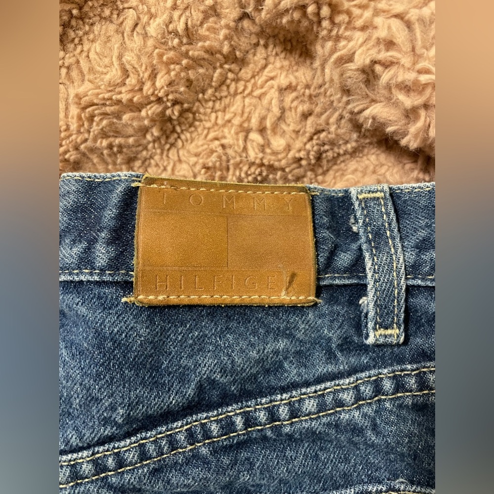 Vintage Tommy Hilfiger Medium Wash Straight Leg Denim Jeans - Picture 5 of 6